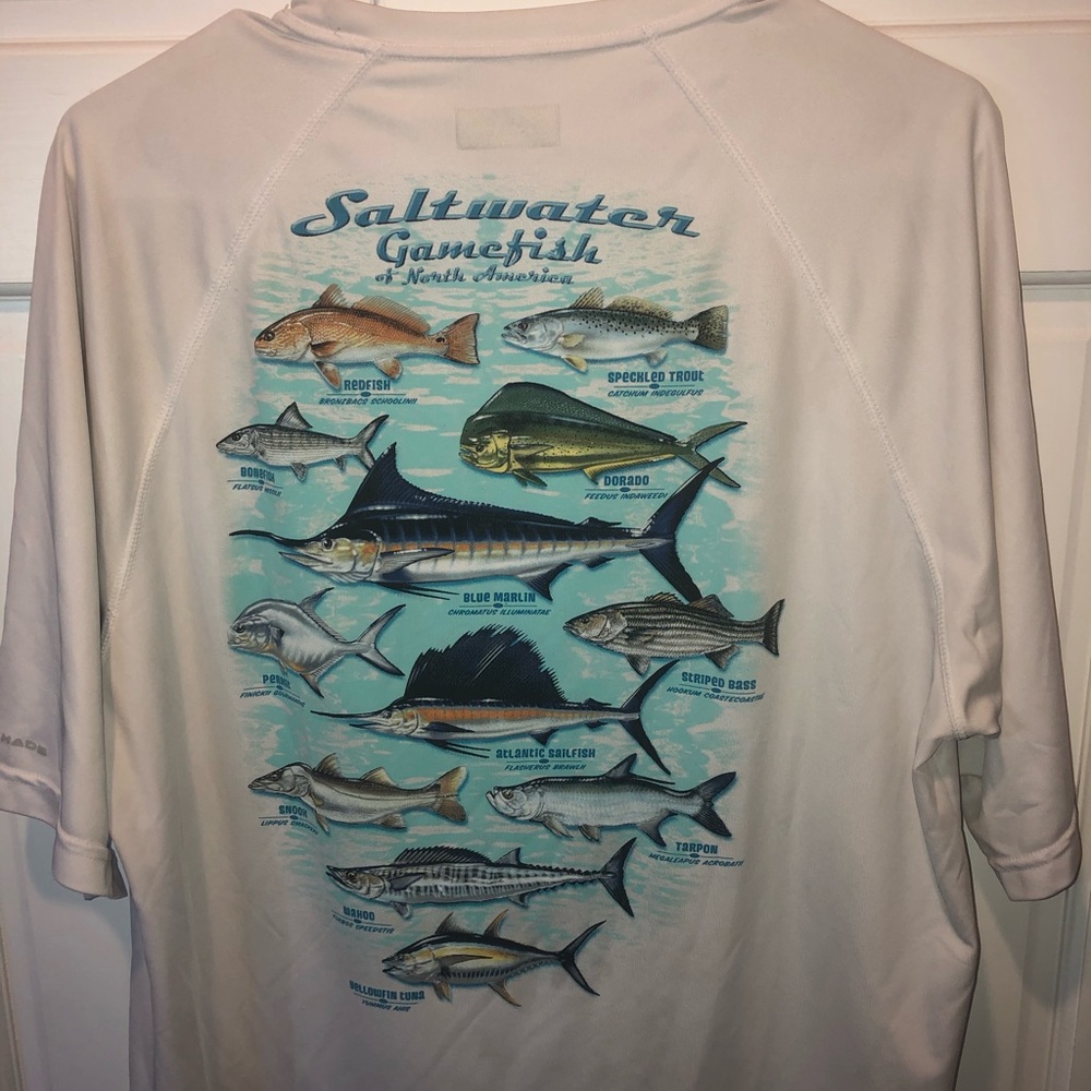 Columbia performance shirt